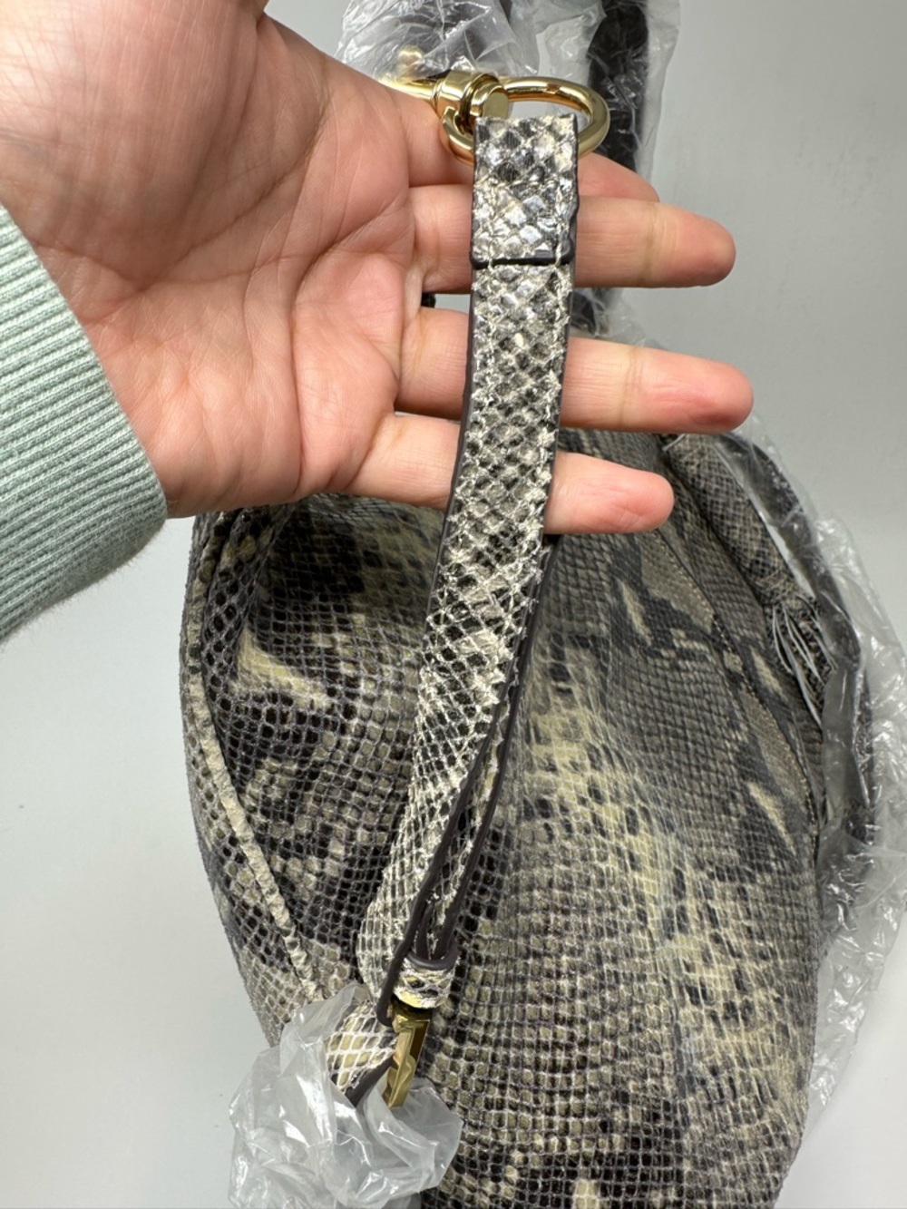 NEW G.I.L.I. GILI Milano Double Zip Exotic Leather Hobo Bag Purse Snake Grey - Picture 13 of 15